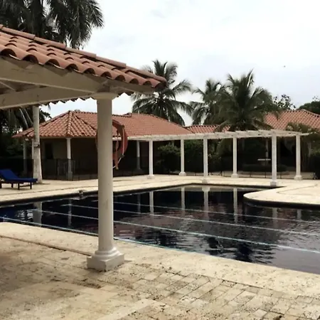 Acojedora Familiar En Cartagena, A 20 Minutos Del Aeropuerto Villa Cartagena