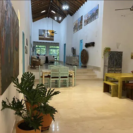 Acojedora Familiar En Cartagena, A 20 Minutos Del Aeropuerto * Cartagena